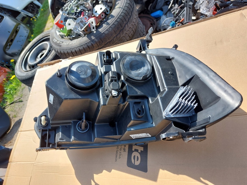 фото №8, Лампа передняя левая renault master iv 19- europa