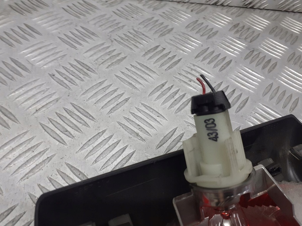 фото №3, Свет стоп-сигнал nissan micra k12