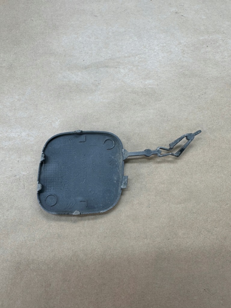 фото №2, Citroen berlingo iii заглушка фаркоп перед 9816753477