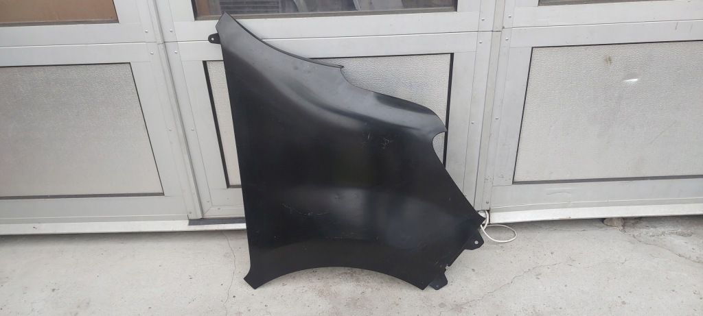 Купити Renault master 4 19- крило передній правий чорний