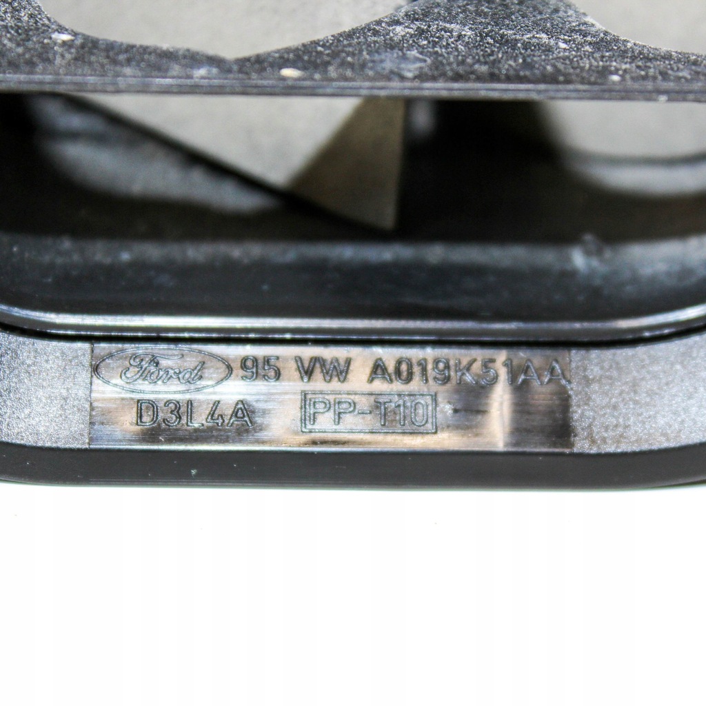 фото №5, Jaguar xk - xkr 2007 решётка вентиляционная pod бампером задним a019k51aa