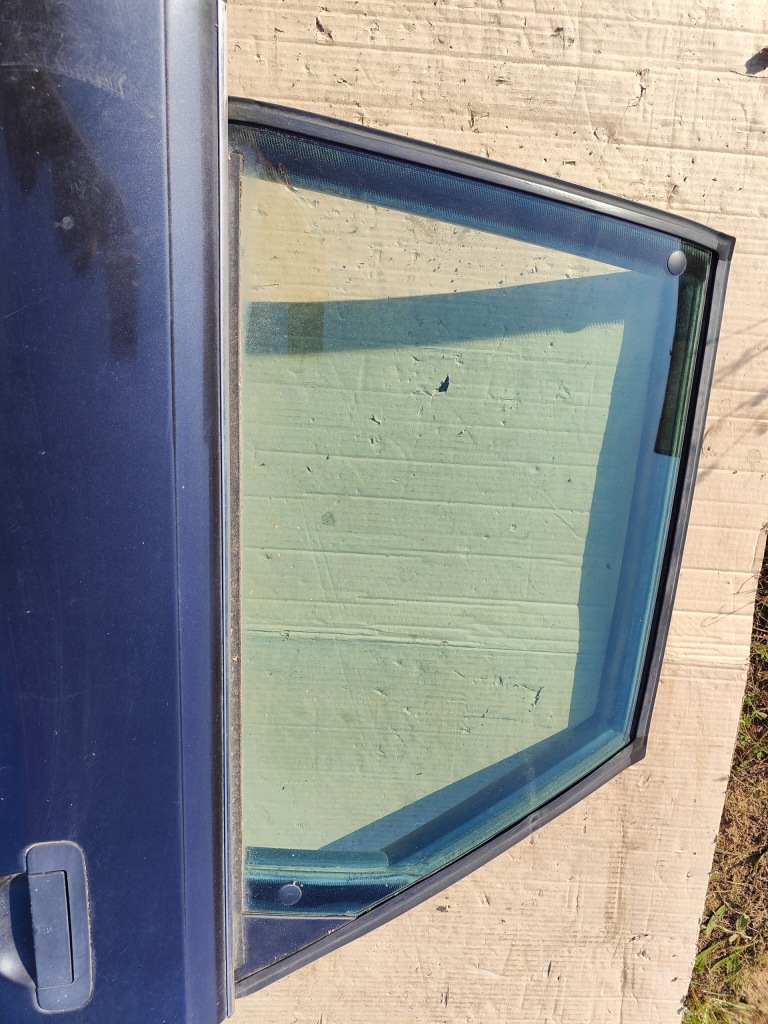 Двері лівий задній audi b5 a4 ly5t в Україні