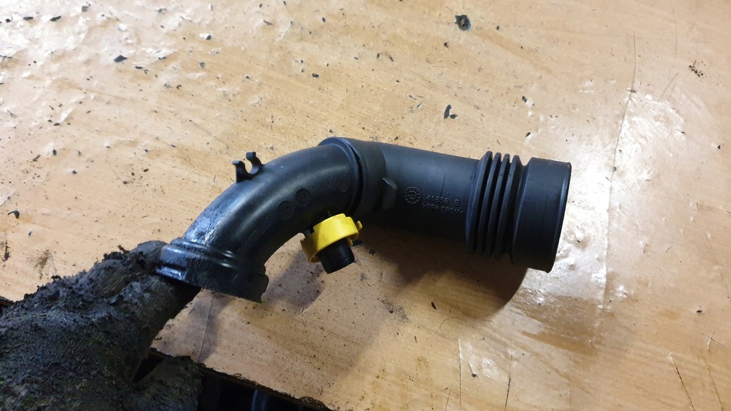 фото №3, Peugeot 206+ plus 1.4 hdi труба повітрозабірник