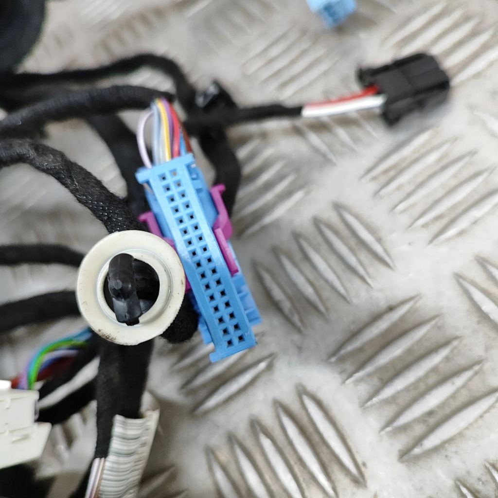 фото №6, Skoda enyaq iv 2021 левая сторона жгут трубопровод дверь передних