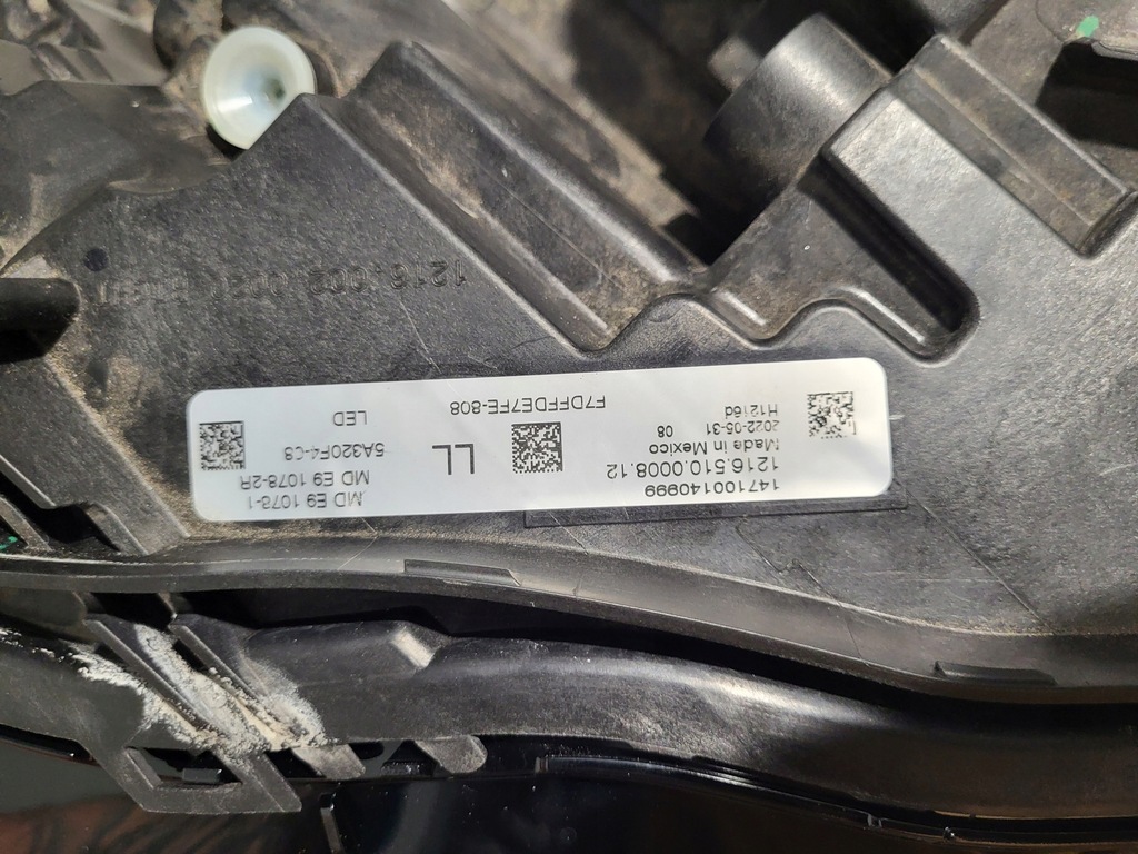 фото №6, Bmw 2 g42 full led золотий комплект лампа передніх 5a320f3 / 5a320f4