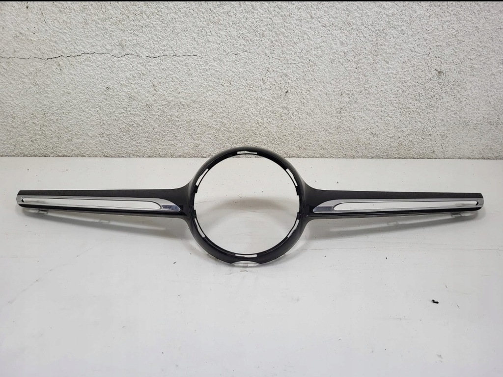 фото №1, Решётка радиатора решётка радиатора mercedes c-klasa a205 nowe