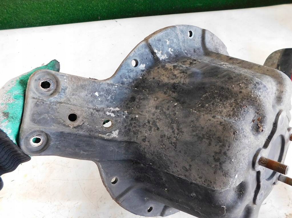 фото №5, Land rover freelander 99 кронштейн колеса запасного