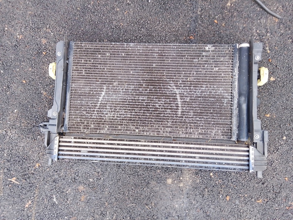 фото №15, Audi a1 8x комплект радиатор 6r0820411g 6r0121253