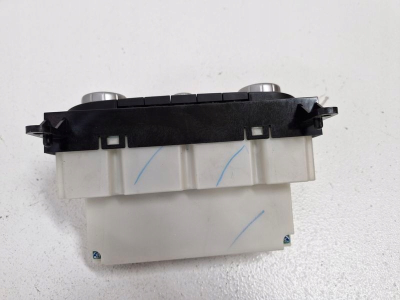 фото №7, Nissan qashqai i j10 lift панель обдув кондиціонера перемикач 27500br57b