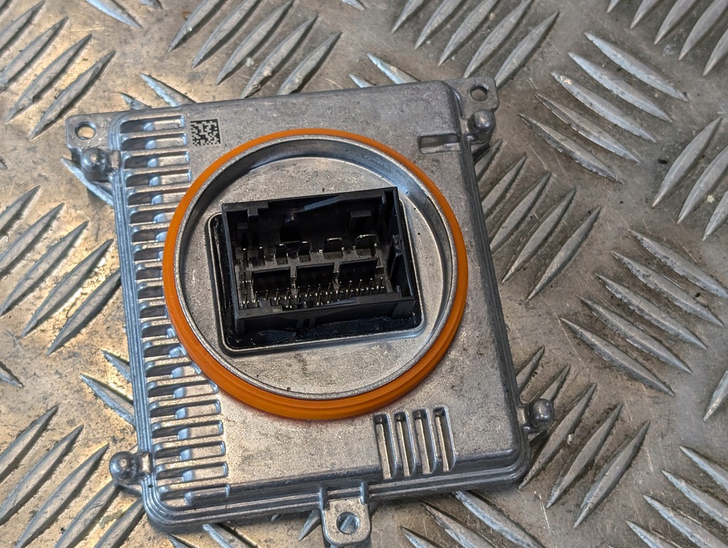 фото №1, Модуль преобразователь led vw id3 id.3 golf skoda seat 992941572ad