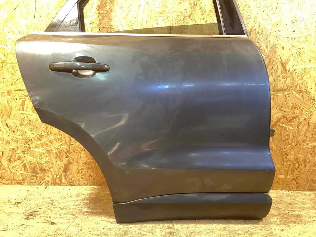 фото №2, Jaguar f-pace дверь задняя задние правое t4a1370