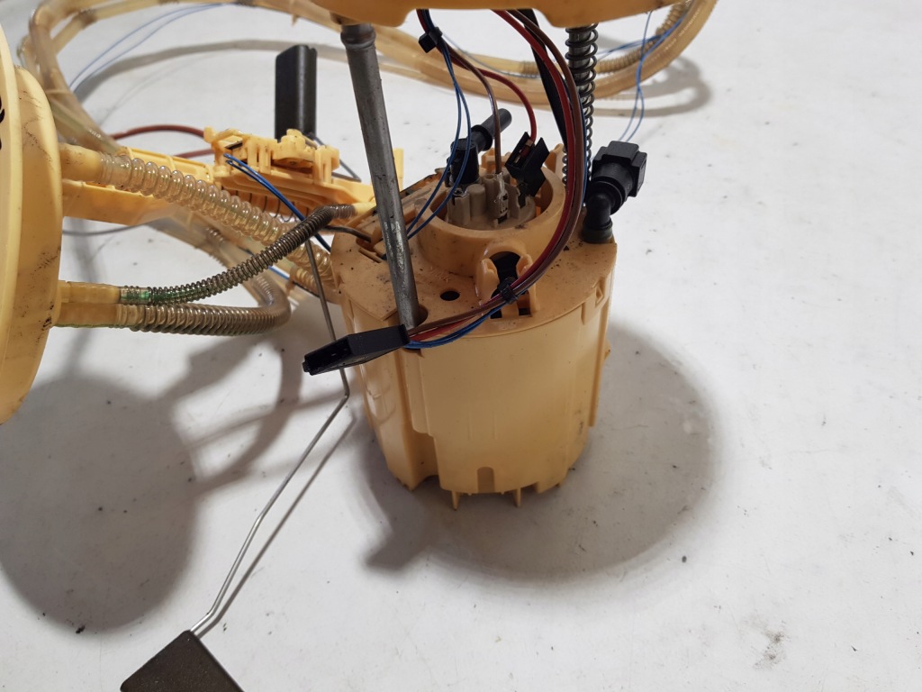 фото №3, Mercedes ml w164 gl x164 3.0 cdi насос пального поплавок