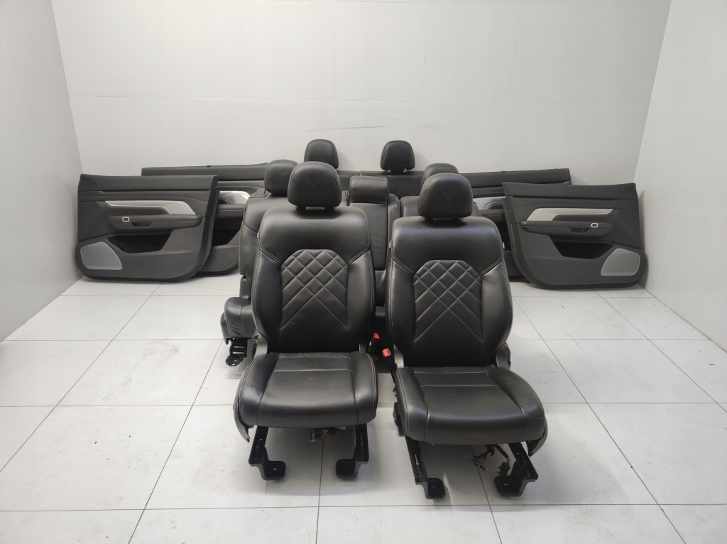 фото №1, Салон сидіння заднє сидіння обшивки оббивка eu vinfast vf9