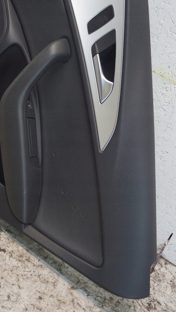 фото №4, Обшивка дверь правый задняя audi a6 c7