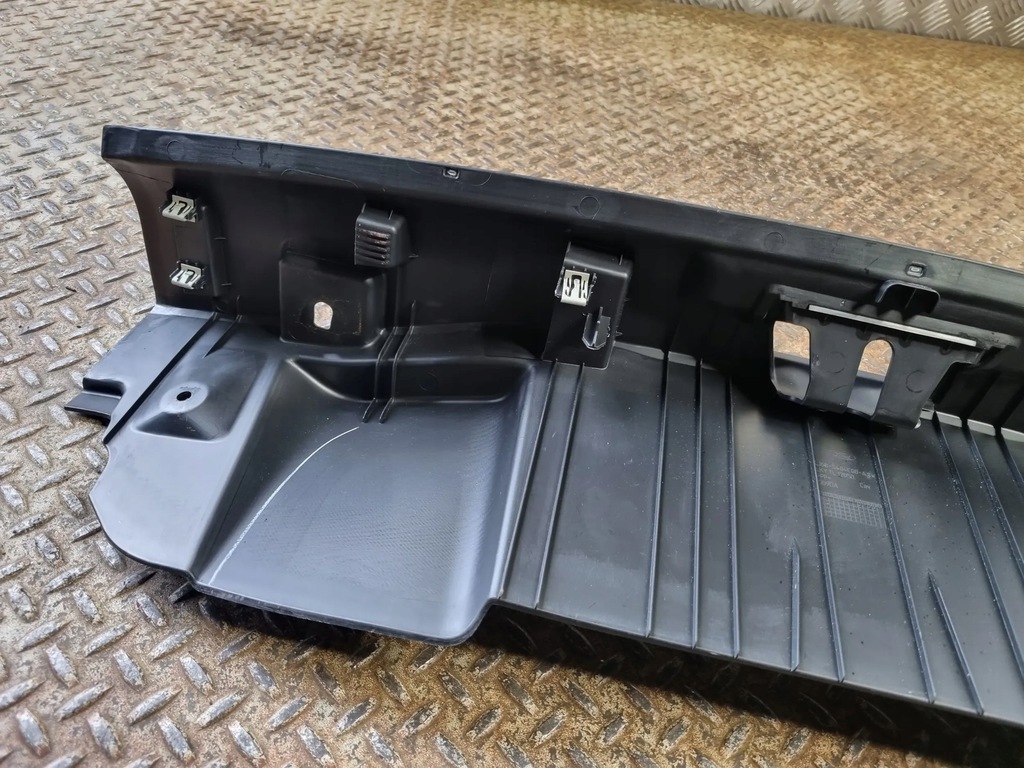 фото №8, Ford escape iv 2020 обшивки багажника