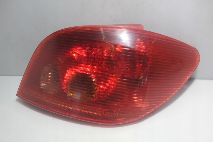 фото №1, Лампа правая задняя peugeot 307 i