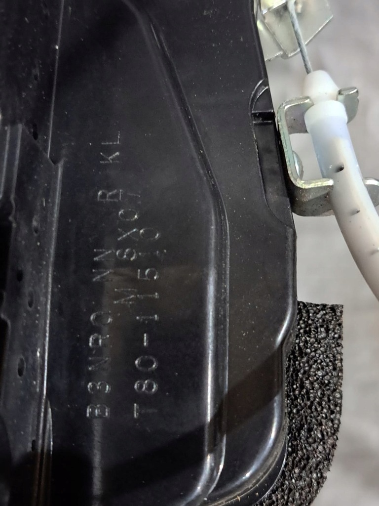 фото №4, Замок дверь передних правых nissan leaf ii