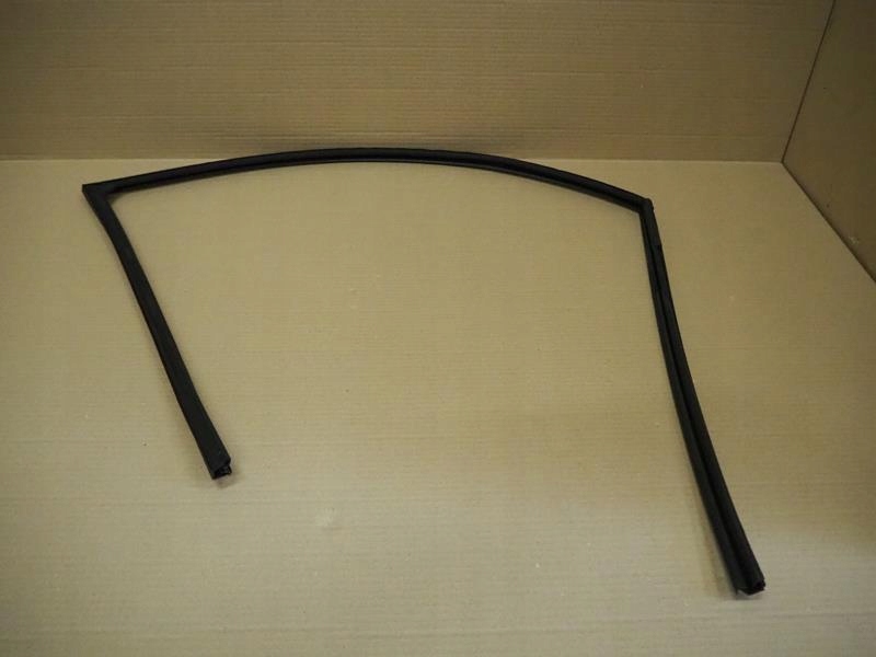 фото №1, Прокладка стекло хром дверь левый перед koleos ii