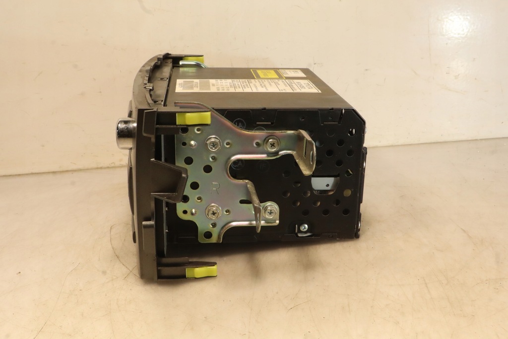 фото №4, Радіо toyota auris i