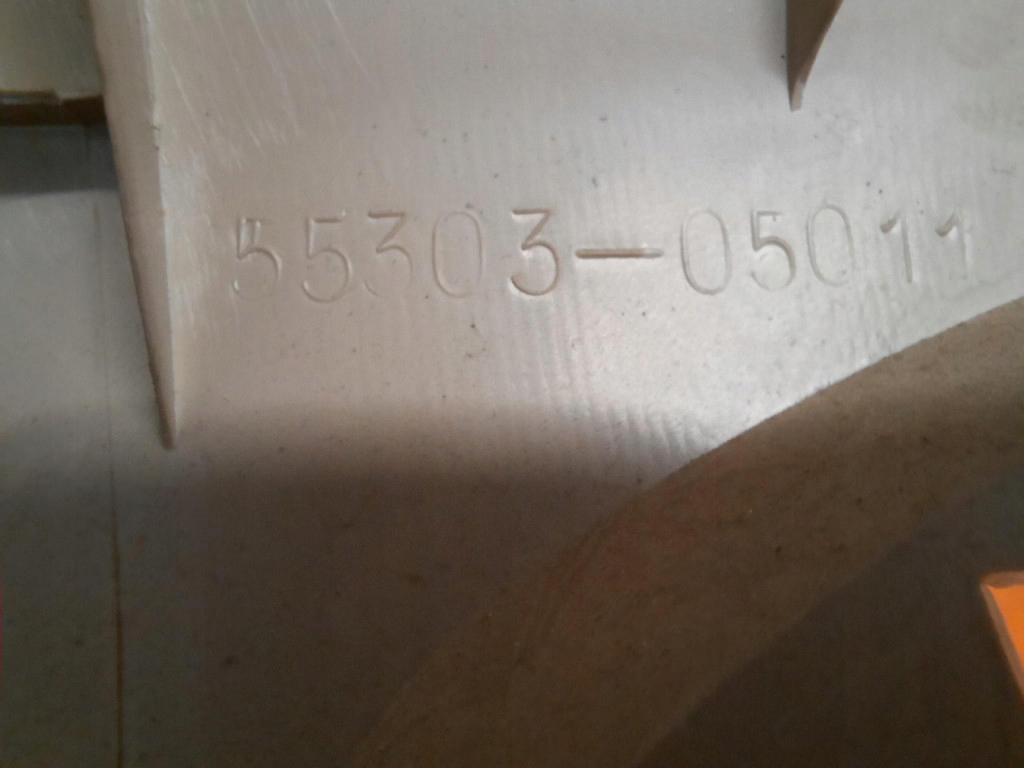 фото №7, Toyota avensis ii t25 06-09 kombi консоль приборная панель приборная 55303-05011