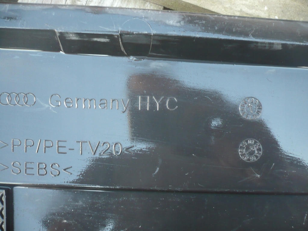 фото №7, Audi оригінальний номер 4f1819447 жабо