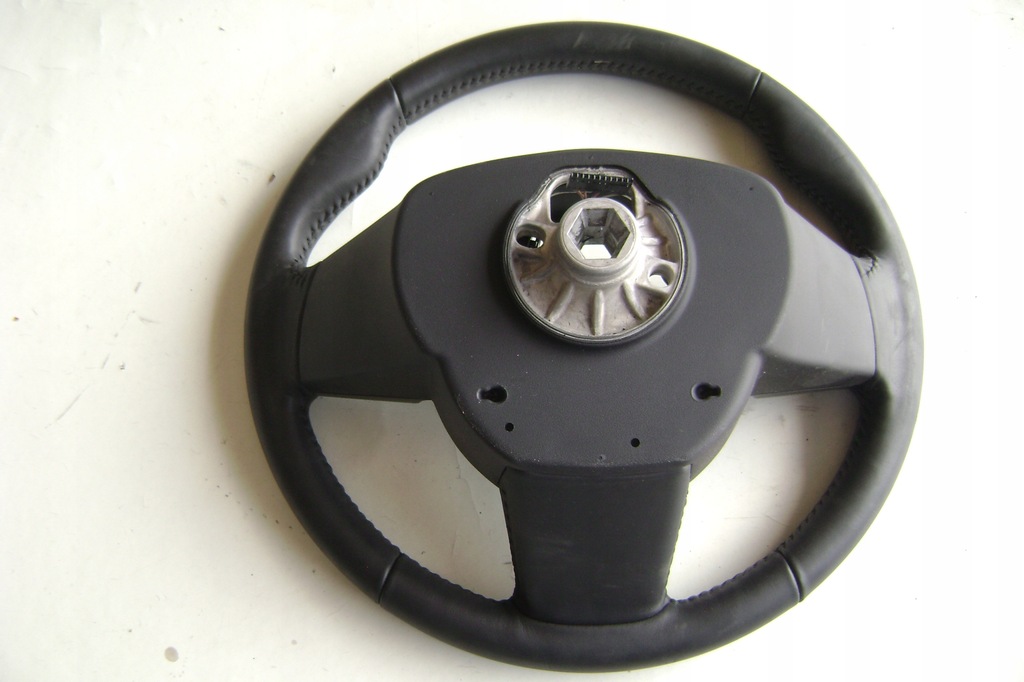 фото №8, Jaguar e-pace r-dynamic - повітропровід