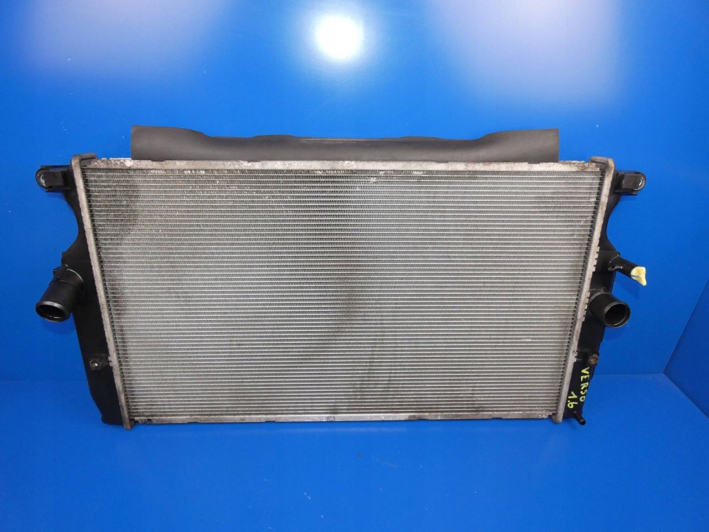 Купить Toyota verso 2 рестайлинг  1.6 d4d радиатор воды