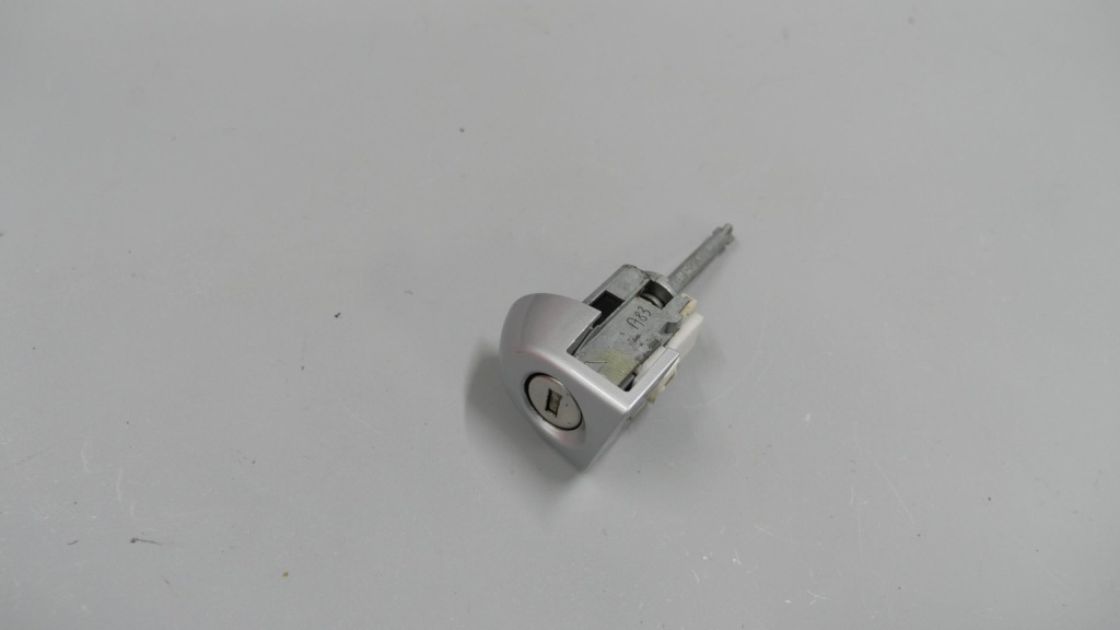 фото №1, Bmw x3 f25 x4 f26 вкладиш замка підсвічуваний a83 7290473