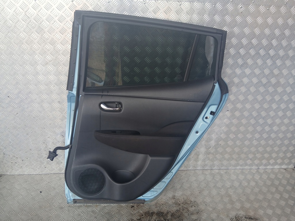 фото №9, Nissan leaf i ze0 дверь задние правое правый задняя kol rbe 2015r