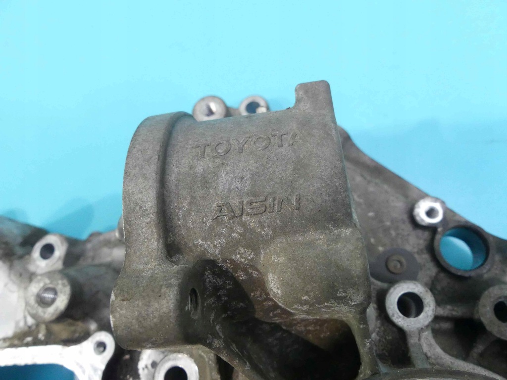 фото №8, Корпус распределительного вала land cruiser j200 200 4,5 d4d