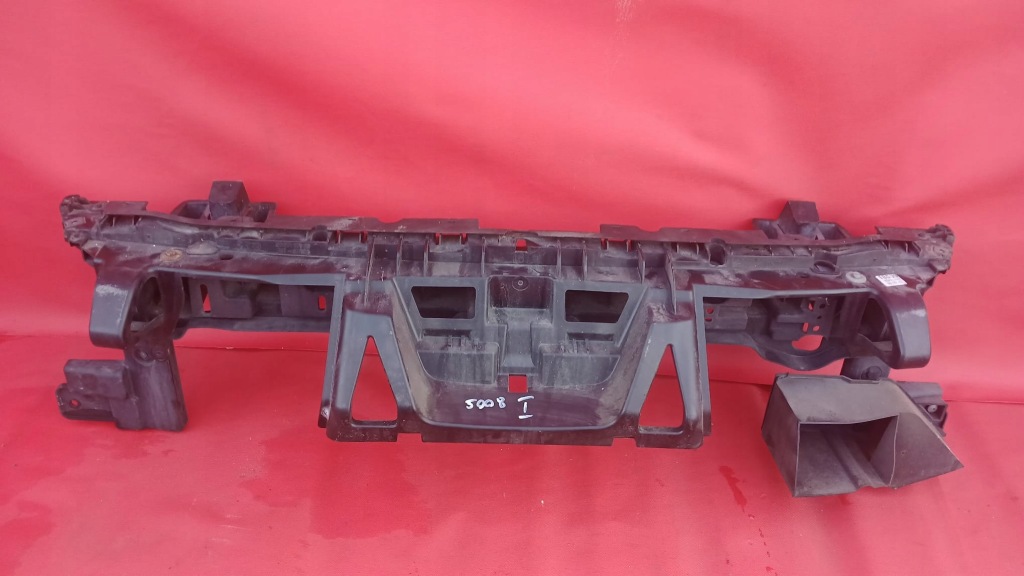 Купить Peugeot оригинальный номер 9686185080 кронштейн бампера передние