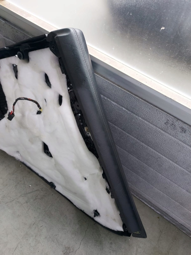 фото №7, Porsche cayenne ii 7p5 обшивка двері лівий задня