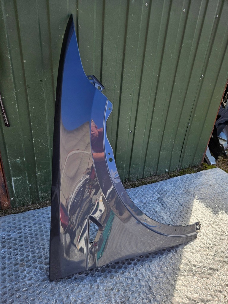 Tesla model x перед сторона права крила передній Доставка