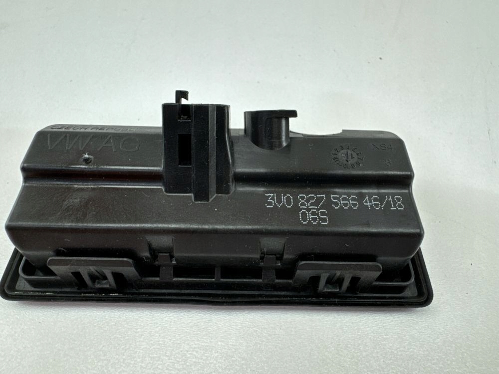 фото №7, Audi a4 s4 b9 2019 переключатель / кнопка открывания крышки багажника