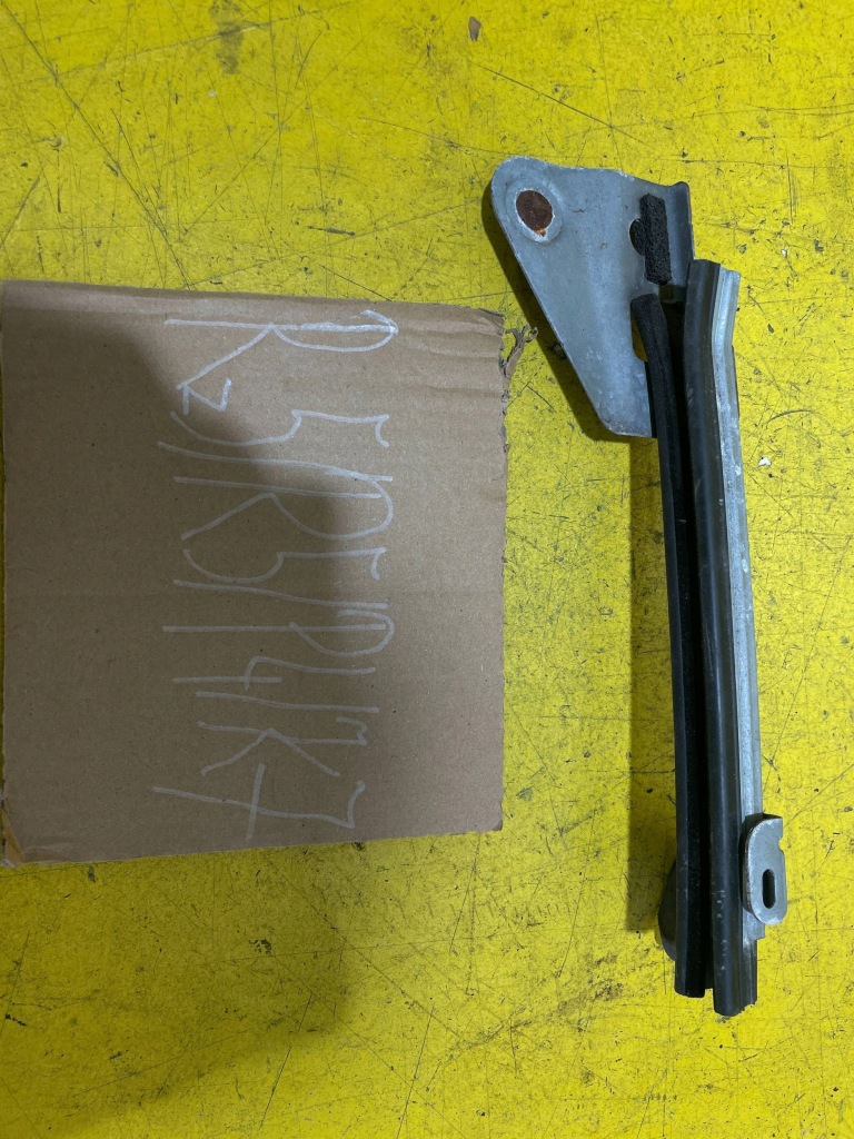 Купить Peugeot 508 rxh 2011 направляющая стекло левый задний