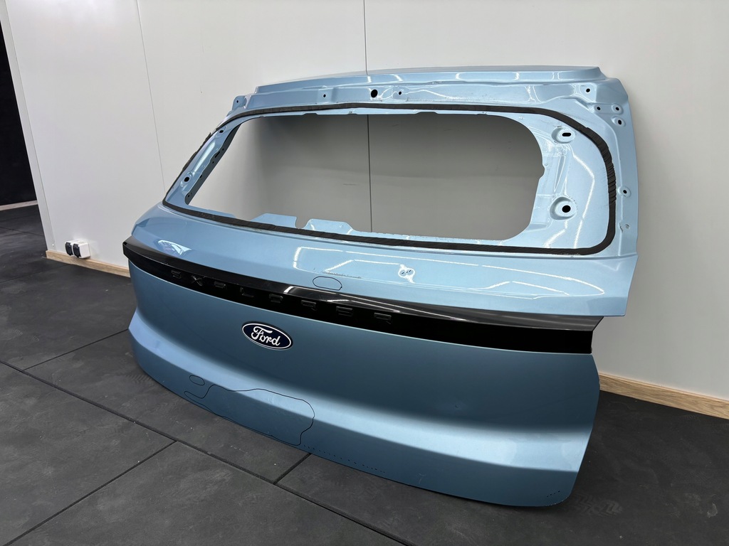 фото №8, Ford explorer ev 2024r-- крышка багажника багажника задняя