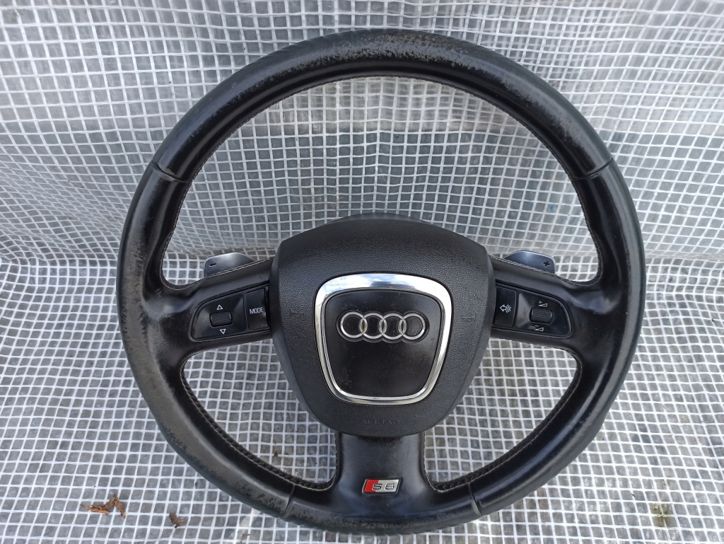 фото №1, Audi a8 s8 4e0 d3 воздуховод 3 спицевой кожа подушка безопасности s8 лепестки переключения хром