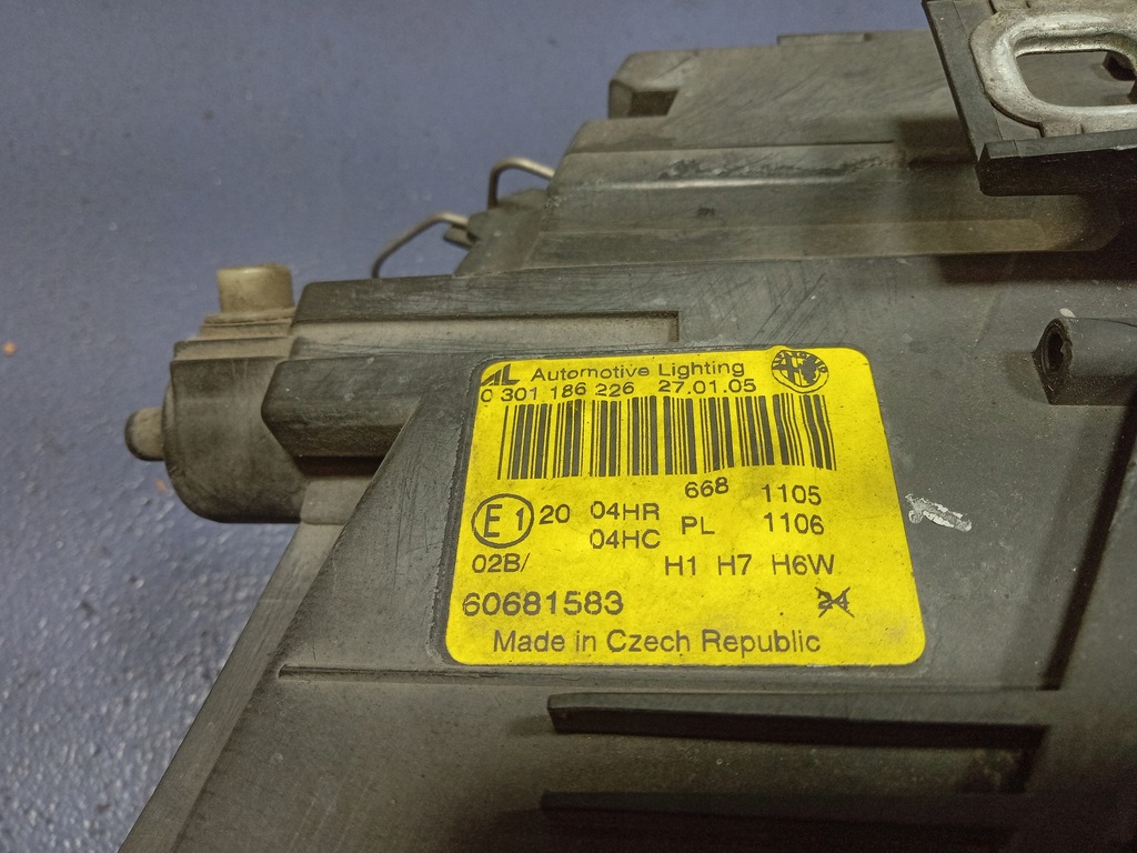 фото №5, Alfa romeo gt фара правый лампа передняя правая eu 0301186226