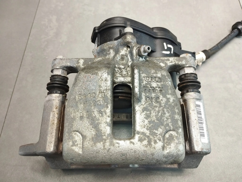 фото №1, Audi a5 8t супорт лівий задня 32347485