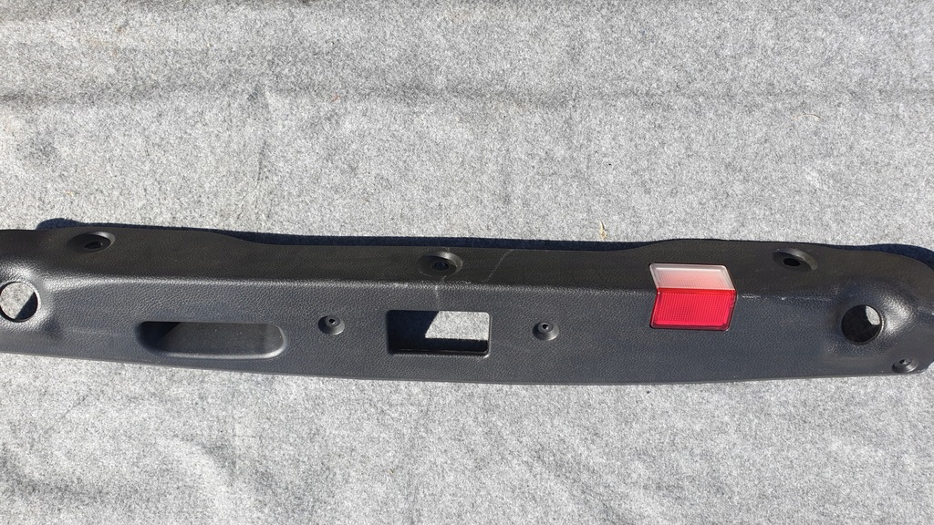 фото №1, Молдинг захист кришки задня mercedes w204 a2047580002