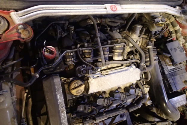 фото №1, Alfa romeo 156 2.0 jts розпірка зміцнююча