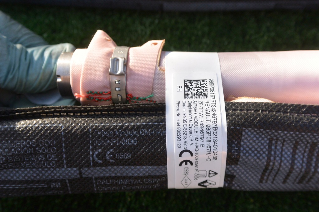 фото №8, Шторка безопасности подушка безопасности правая левая оригинал dacia renault duster ii lift