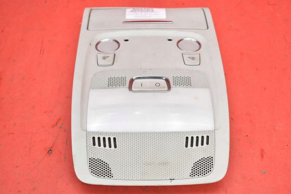 фото №1, Лампа освітлення салону перед 8t0947135b audi a5 8t 07-11