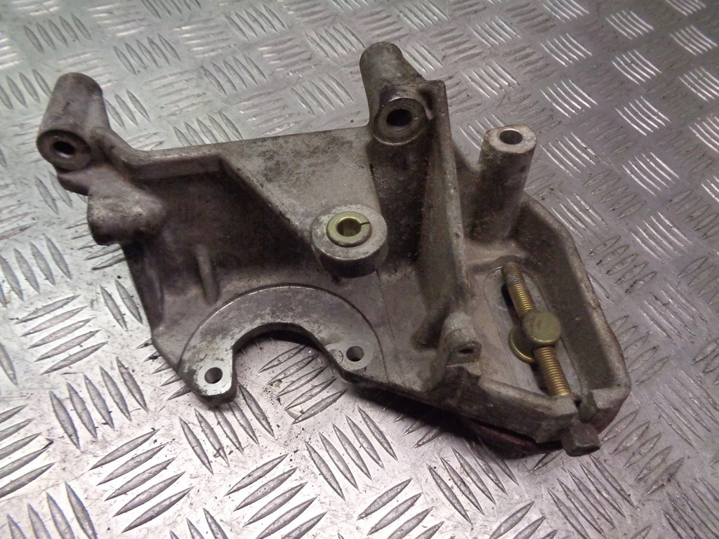 фото №1, Кронштейн кронштейн генератора mitsubishi pajero pinin 2.0 gdi
