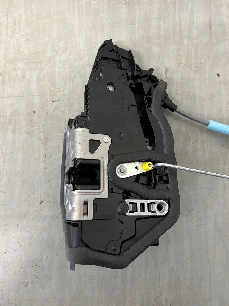 фото №1, Bmw 3 g20 m3 g80 замок дверь перед правый 7445044