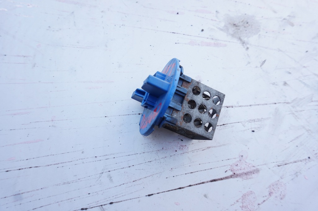 Купити Резистор обдув volkswagen crafter 1