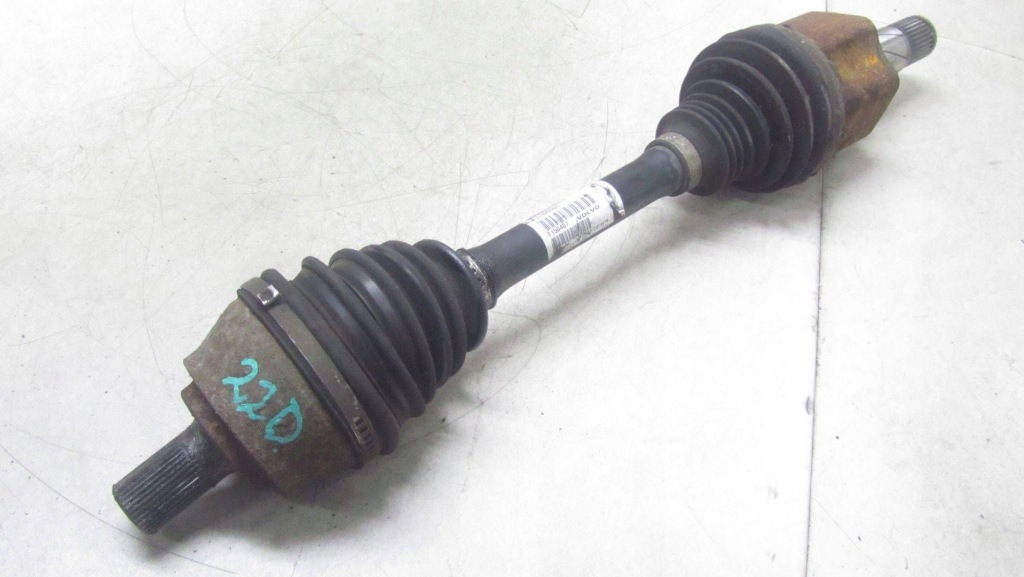 фото №2, Volvo v40 ii 2.0 d приводной вал левая p31325960