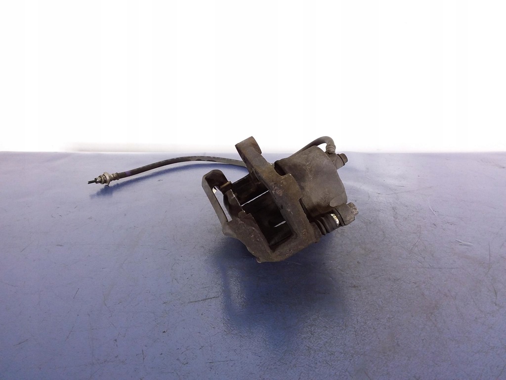 фото №6, Nissan juke i lift 1.2 115 km суппорт перед левый