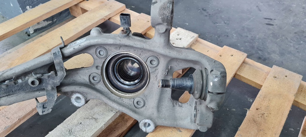 фото №11, A4 b9 8w lift поворотный кулак левая левый перед 8w0407253f 8w0407559 a5 8w