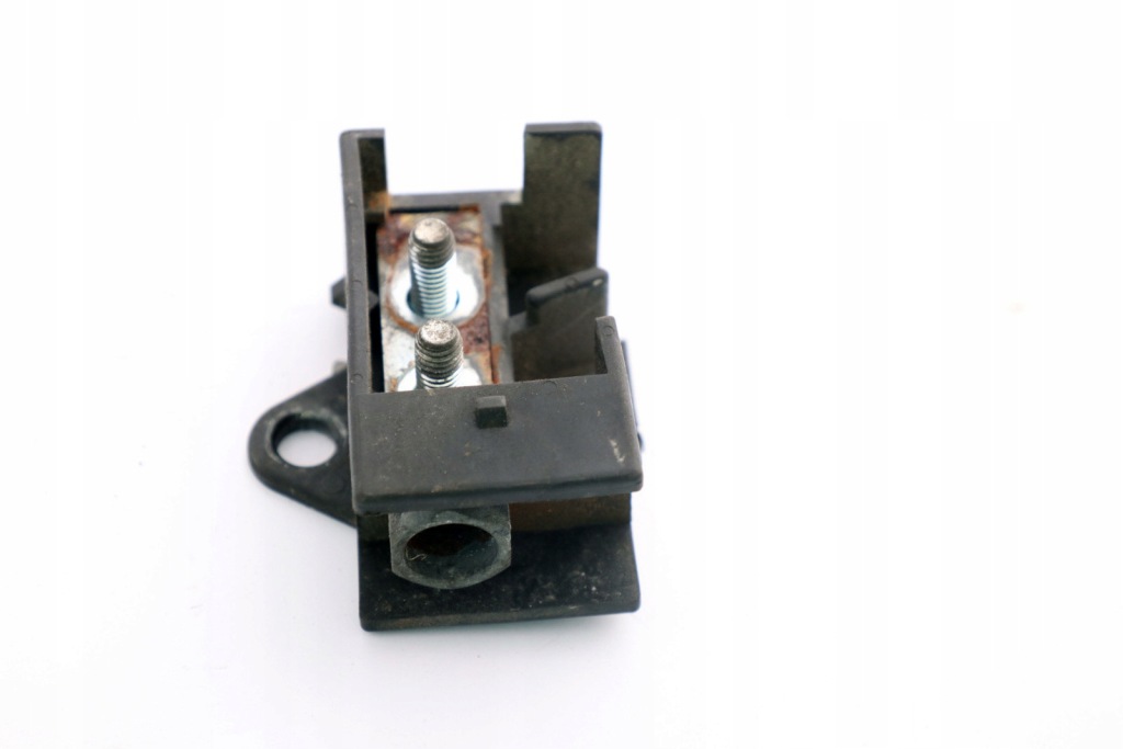 Купить Bmw e34 z4 e85 основание клеммы плюсовой plus